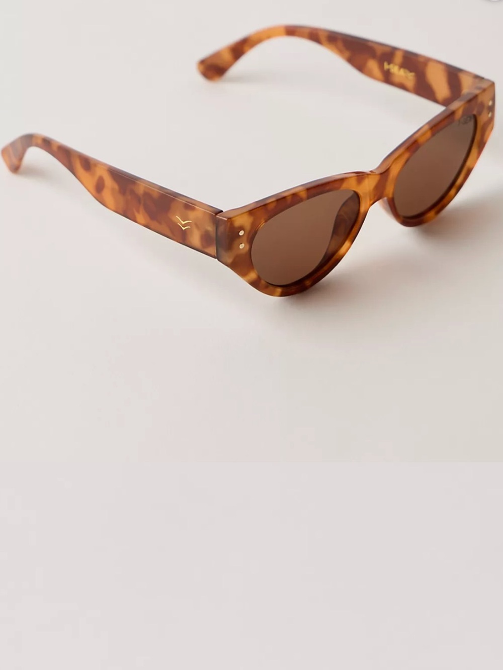 NWT $40 Free People x I-Sea Carly Sunglasses